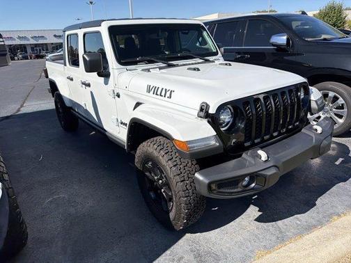 2023 Jeep Gladiator Sport