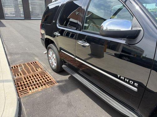 Black 2013 Chevrolet Tahoe LTZ