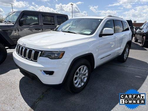 Bright White Clearcoat 2021 Jeep Grand Cherokee Laredo X