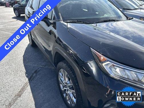 2020 Toyota RAV4 XLE Premium