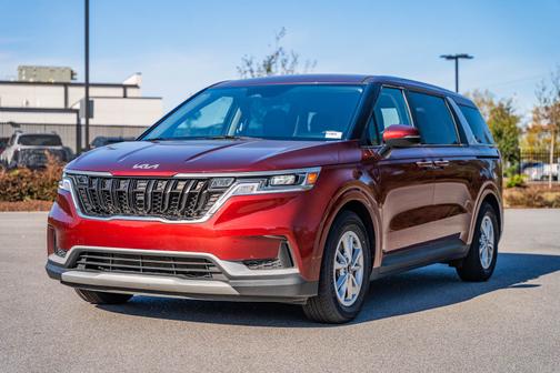 2023 Kia Carnival LX