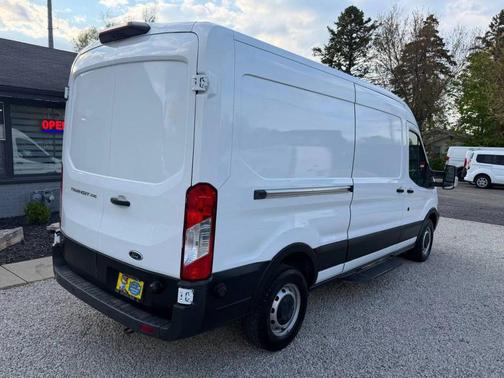 Oxford White 2019 Ford Transit-250 Base