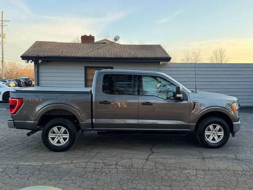 Carbonized Gray Metallic 2022 Ford F-150 XLT