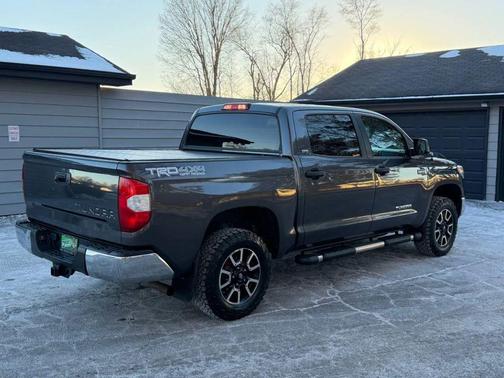 2015 Toyota Tundra SR5