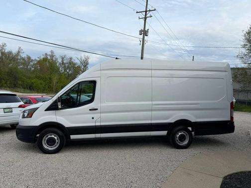 Oxford White 2023 Ford Transit-250 Base