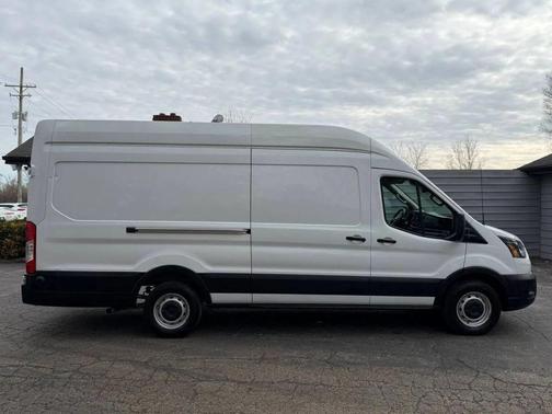 2020 Ford Transit-250 Base