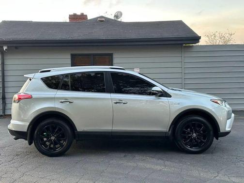 2016 Toyota RAV4 Hybrid Limited