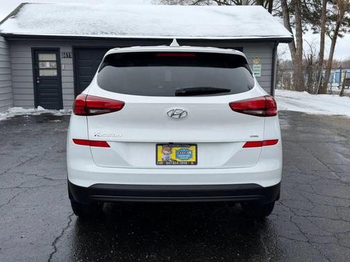 2020 Hyundai TUCSON SE