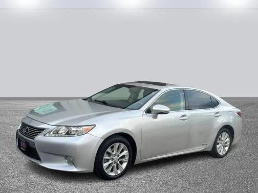 2015 Lexus ES 300h Base