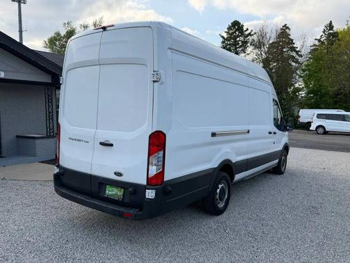 Oxford White 2015 Ford Transit-250 Base