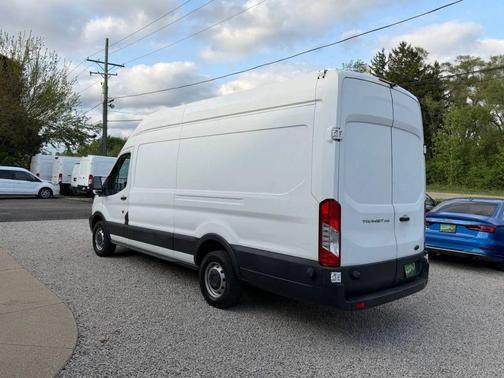Oxford White 2015 Ford Transit-250 Base
