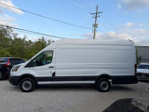 Oxford White 2015 Ford Transit-250 Base