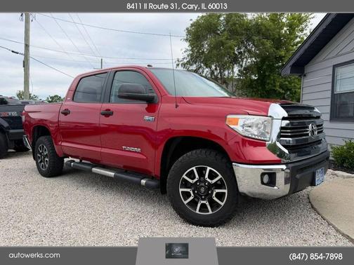 Barcelona Red Metallic 2016 Toyota Tundra SR5