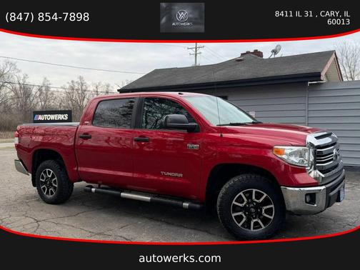 Barcelona Red Metallic 2016 Toyota Tundra SR5