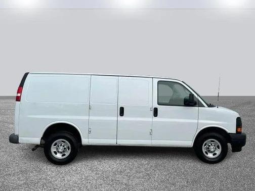 2017 Chevrolet Express 2500 Work Van