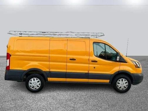 2017 Ford Transit-250 Base