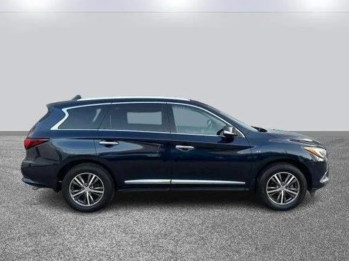 2016 INFINITI QX60 Base