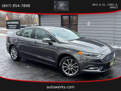 2017 Ford Fusion Hybrid SE