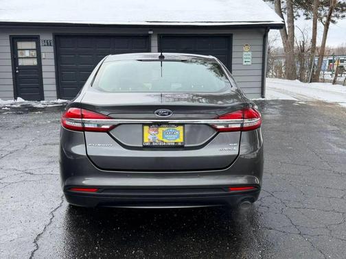 2017 Ford Fusion Hybrid SE