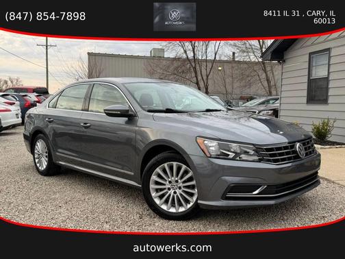Platinum Gray Metallic 2016 Volkswagen Passat 1.8T SE