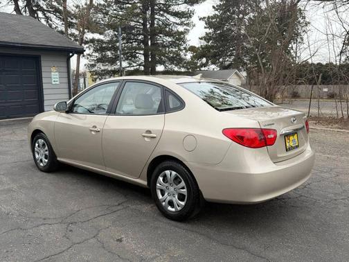 2010 Hyundai ELANTRA GLS