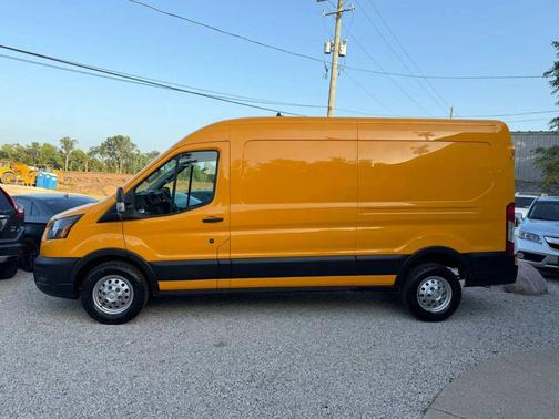 Oxford White 2022 Ford Transit-350 Base