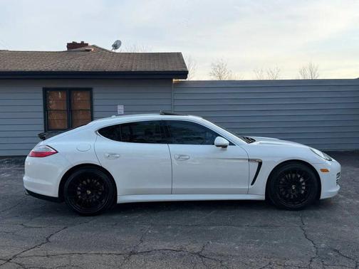 2013 Porsche Panamera 4S