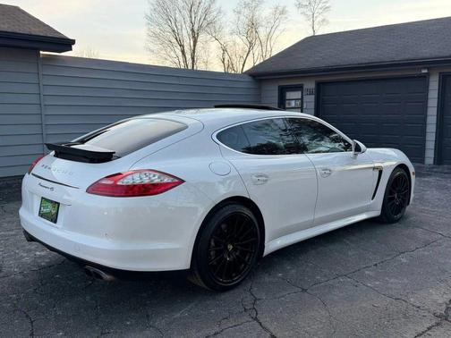 2013 Porsche Panamera 4S