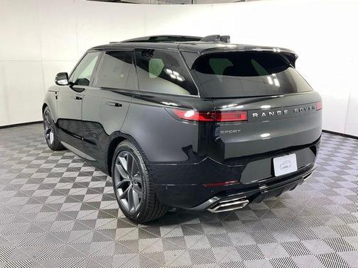 2025 Land Rover Range Rover Sport P400 Dynamic SE