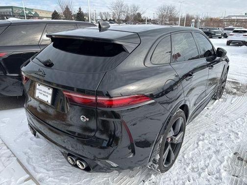 2022 Jaguar F-PACE SVR