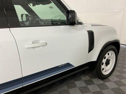 2025 Land Rover Defender P300