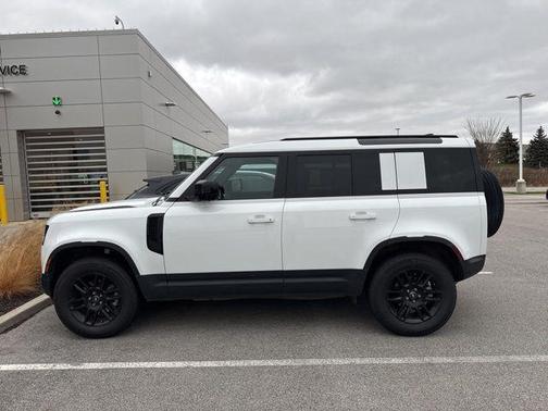 2025 Land Rover Defender P300