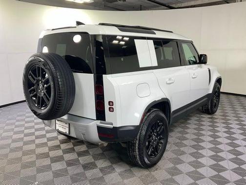 2025 Land Rover Defender P300