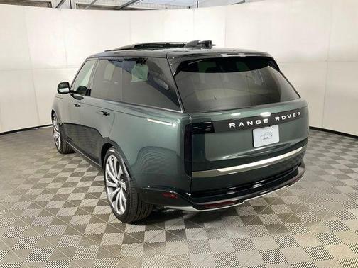 2026 Land Rover Range Rover P400 SE