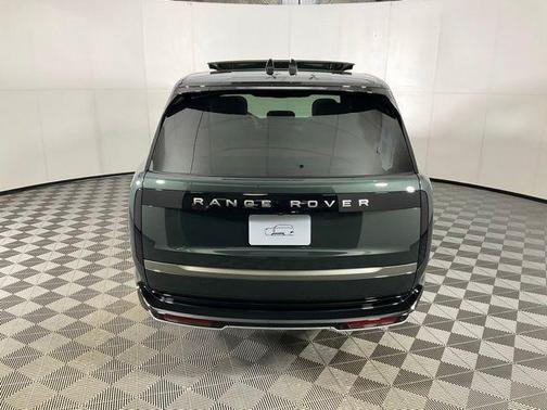 2026 Land Rover Range Rover P400 SE