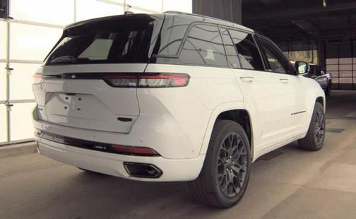 2024 Jeep Grand Cherokee Summit