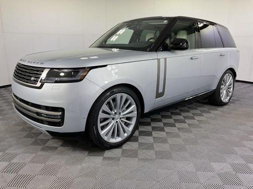 2025 Land Rover Range Rover P400 SE