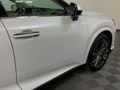 Eminent White Pearl 2024 Lexus RX 350h Luxury