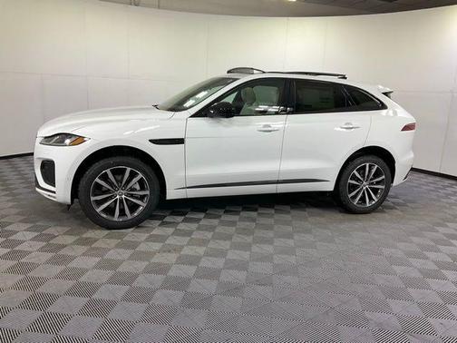 2025 Jaguar F-PACE P250 R-Dynamic S