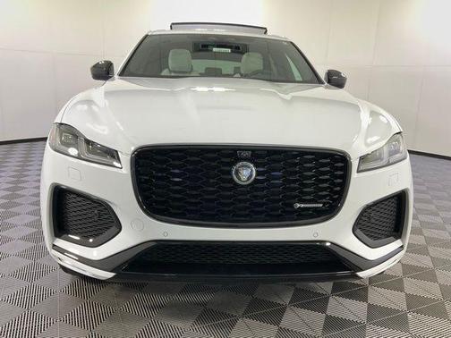 2025 Jaguar F-PACE P250 R-Dynamic S