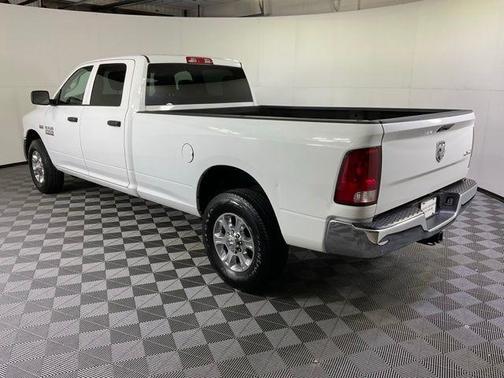 Bright White Clearcoat 2018 RAM 2500 Tradesman