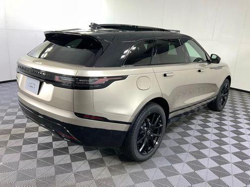 2026 Land Rover Range Rover Velar P400 Dynamic SE