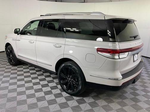 2024 Lincoln Navigator Reserve