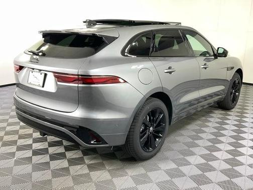 2025 Jaguar F-PACE P250 R-Dynamic S