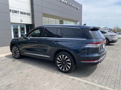 Flight Blue 2023 Lincoln Aviator Black Label Grand Touring