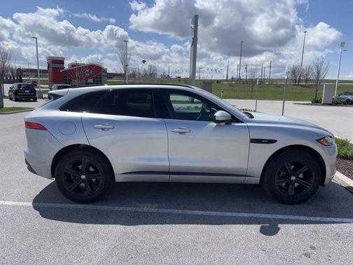 Indus Silver 2020 Jaguar F-PACE 25t R-Sport