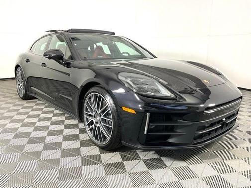 2024 Porsche Panamera Base