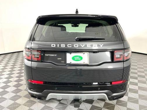 2025 Land Rover Discovery Sport S
