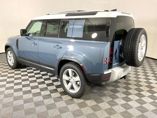 2025 Land Rover Defender P300
