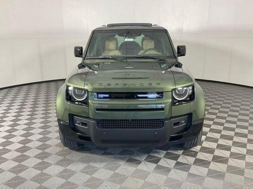 Woolstone Green 2026 Land Rover Defender P400 X-Dynamic SE